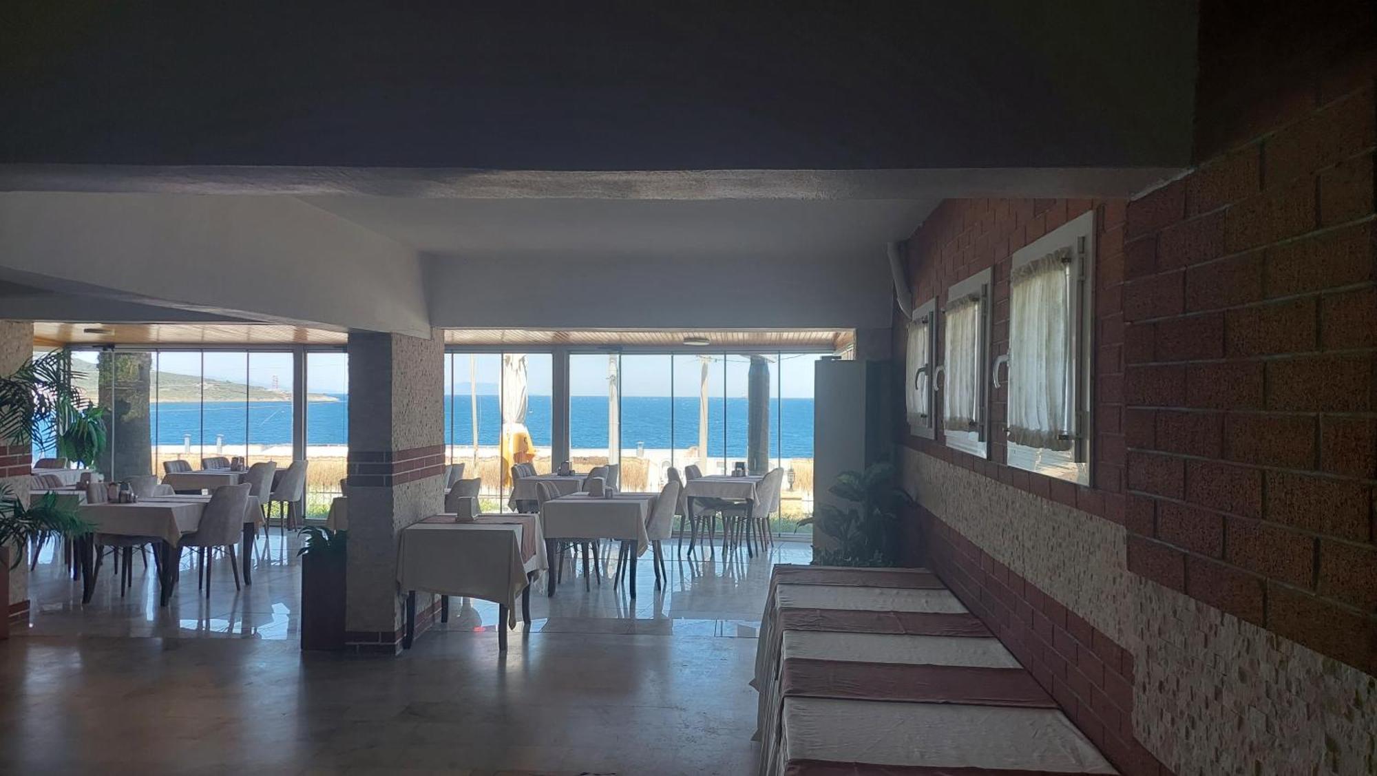 Yenifoca Ersan Hotel Foça Exterior foto